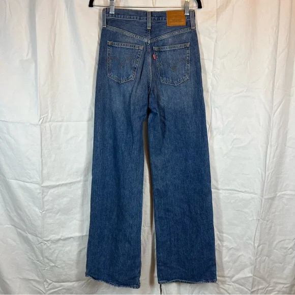 Levi’s rib cage wide leg high rise jeans medium wash 90s inspired - Picture 4 of 6
